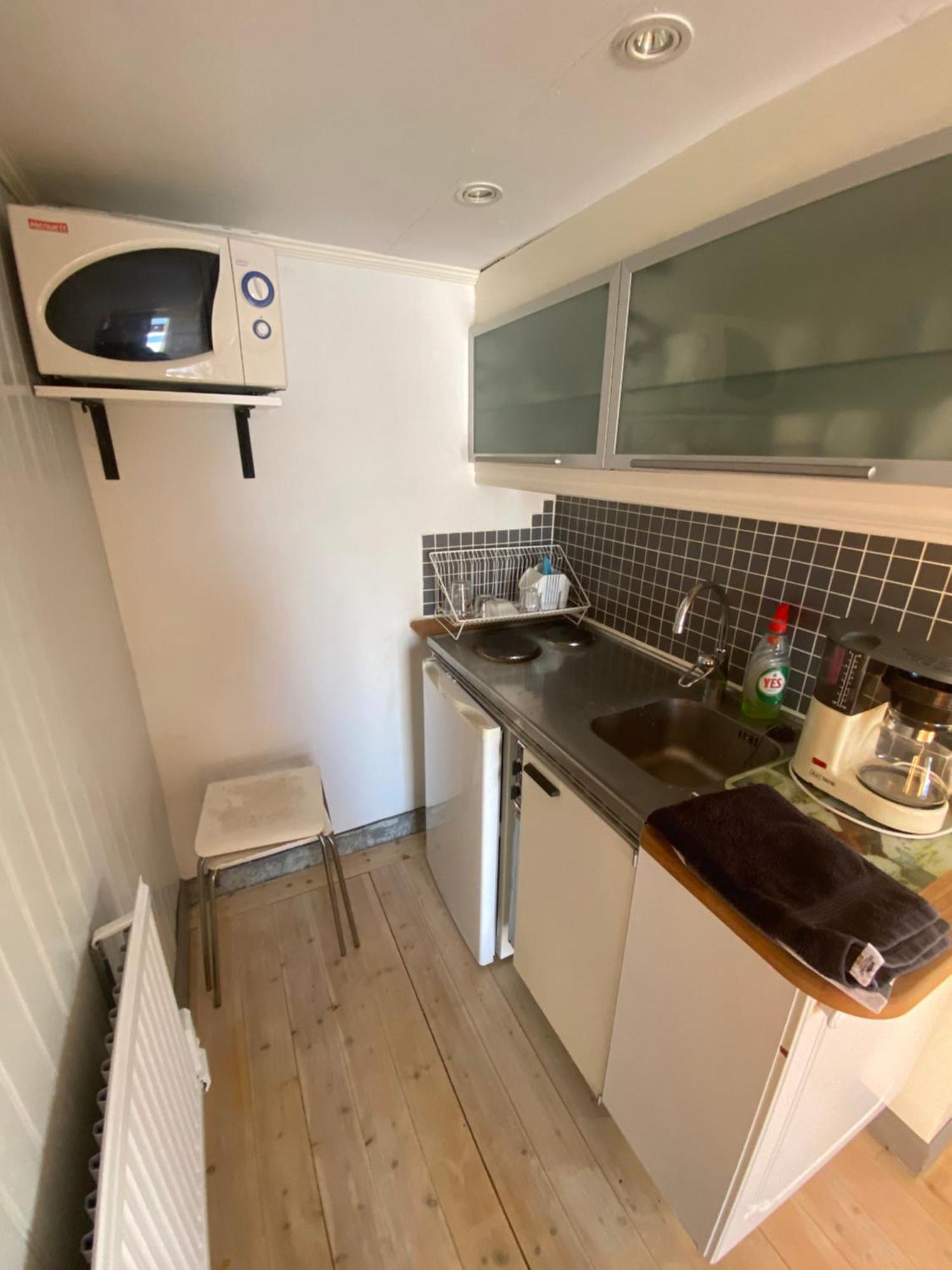 Aeventyrsgardens Vandrarhem, Kinnekulle Källby Екстериор снимка