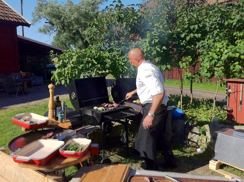 Aeventyrsgardens Vandrarhem, Kinnekulle Källby Екстериор снимка